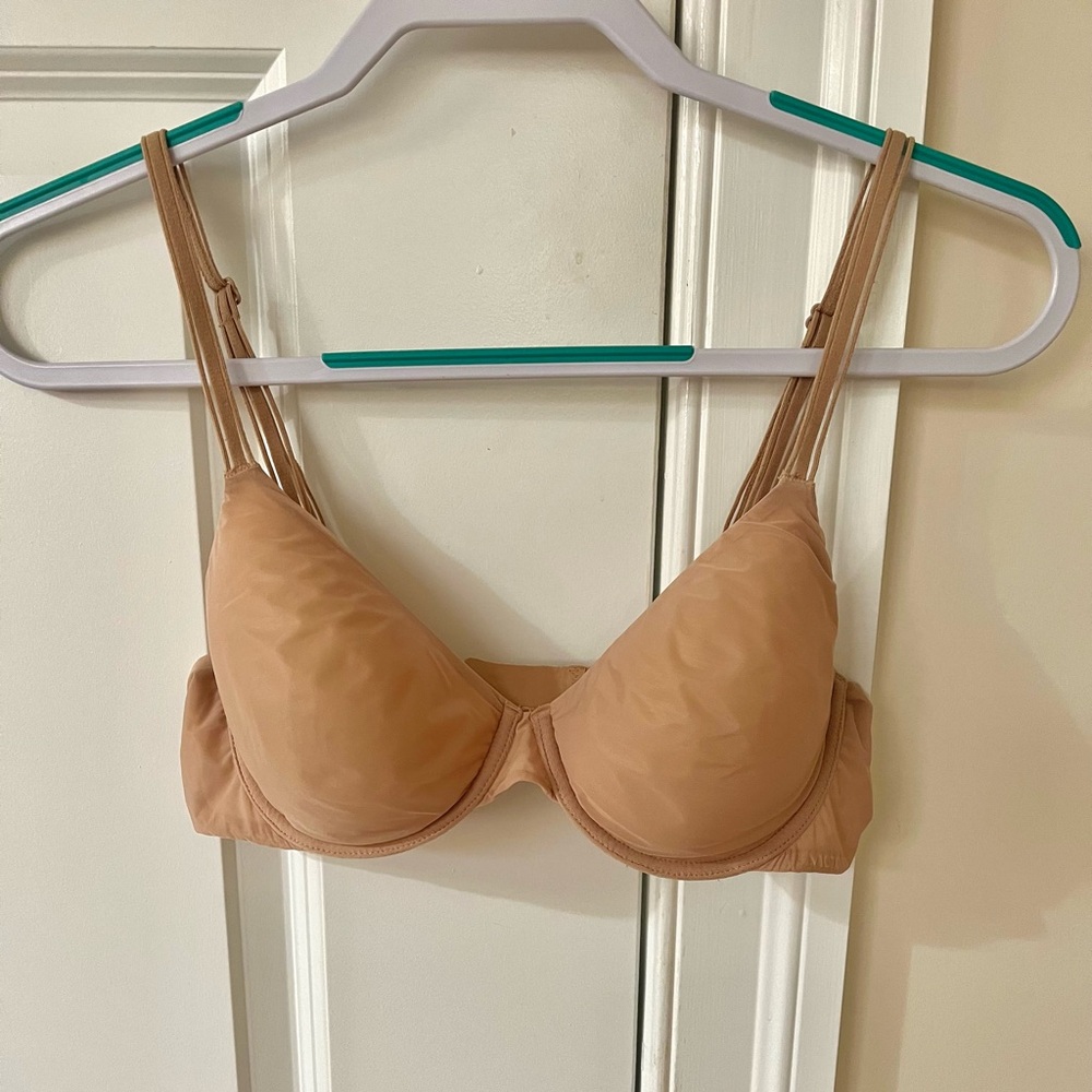 Victoria’s Secret Lightly Lined Bra